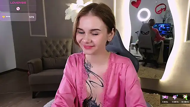 Britney Lynch online show from February 2025 03:11:02 AM