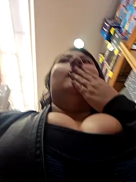 Celeem  online show from October 2025 09:46:02 PM