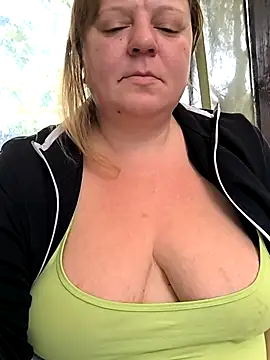 jusichka online show from October 2025 10:36:01 AM