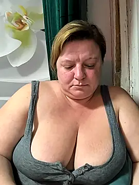 jusichka online show from October 2025 06:31:02 PM