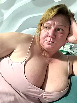 jusichka online show from November 2025 06:23:02 PM