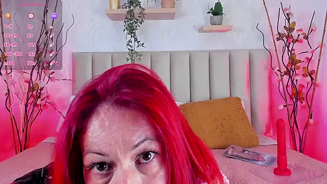 Snapshot of ivone_adams chatting on March 2025 08:28:01 PM ivone adams online show from March 2025 08:28:01 PM