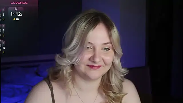 Snapshot of sensual_girrrl chatting on April 2026 11:55:02 PM sensual girrrl online show from April 2026 11:55:02 PM