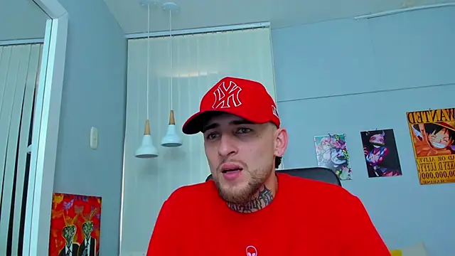 Snapshot of Drako_Lamar chatting on February 2025 03:47:01 PM Drako Lamar online show from February 2025 03:47:01 PM