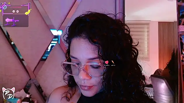 Snapshot of paula_daniela1 chatting on June 2026 09:16:02 PM paula daniela1 online show from June 2026 09:16:02 PM