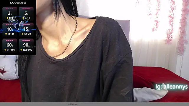 Snapshot of Alleanys_Cristal chatting on March 2025 02:12:02 PM Alleanys Cristal online show from March 2025 02:12:02 PM
