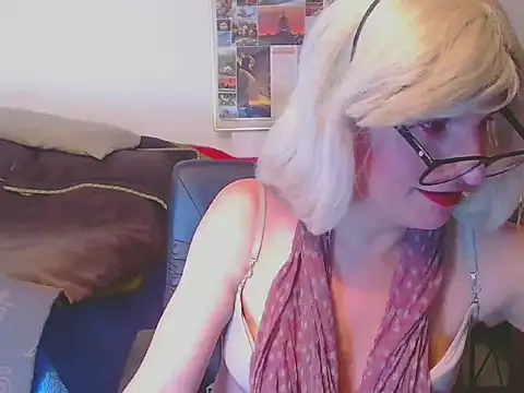 LorenJade online show from May 2026 08:52:01 AM