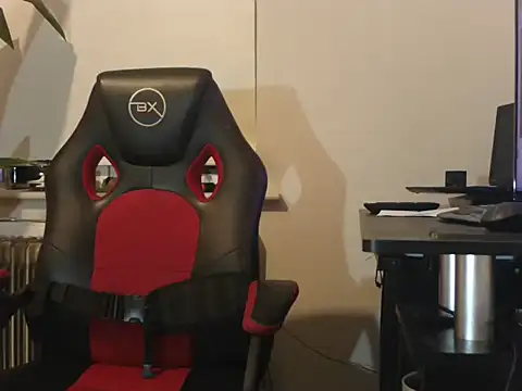 Snapshot of samson2012 chatting on October 2025 08:33:02 PM samson2012 online show from October 2025 08:33:02 PM