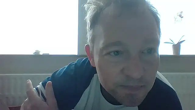 Snapshot of bertolini chatting on February 2026 08:01:02 AM bertolini online show from February 2026 08:01:02 AM