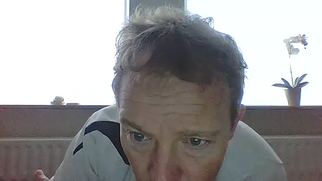 Snapshot of bertolini chatting on March 2026 08:08:01 AM bertolini online show from March 2026 08:08:01 AM