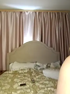    Midnight    online show from December 2025 08:58:02 PM