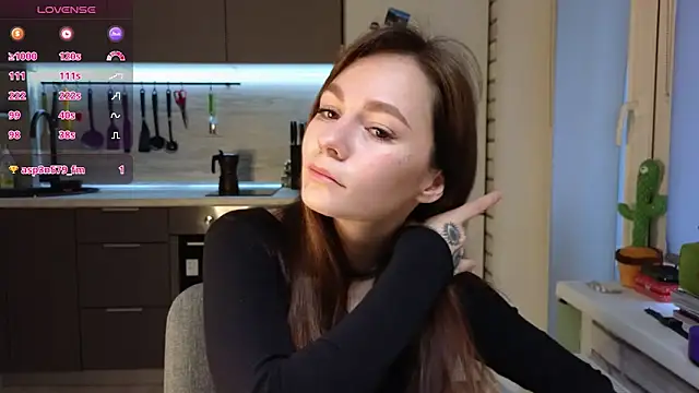 Snapshot of girl_with_snaketatto0 chatting on March 2025 03:54:02 AM girl with snaketatto0 online show from March 2025 03:54:02 AM