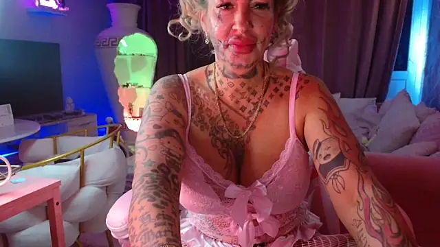 Jeanny Bln online show from December 2025 05:31:02 PM