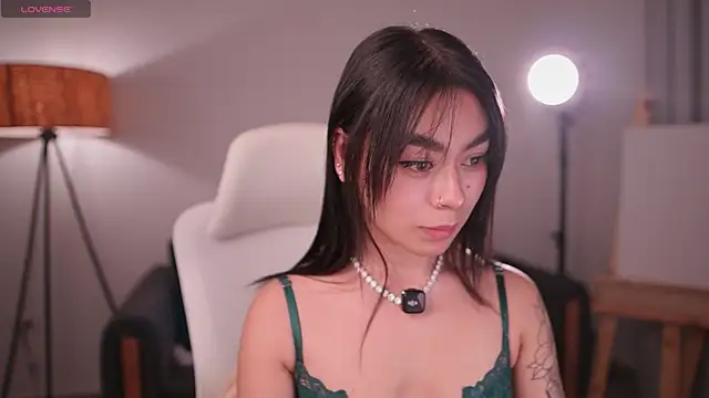 GigiLee  online show from June 2026 11:37:01 PM