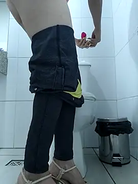 Irresistible24 online show from November 2025 07:24:01 PM