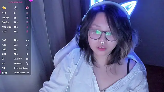 Snapshot of maydaykimmy chatting on April 2026 10:13:02 PM maydaykimmy online show from April 2026 10:13:02 PM