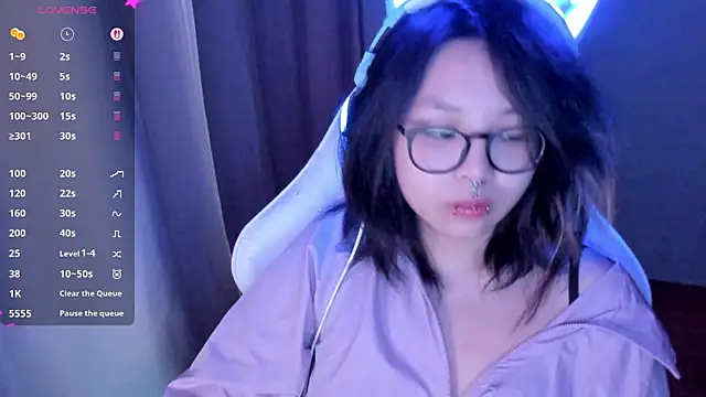 Snapshot of maydaykimmy chatting on April 2026 01:18:02 AM maydaykimmy online show from April 2026 01:18:02 AM