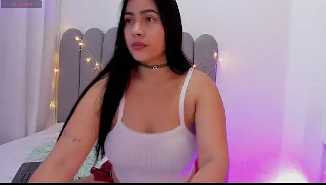 andrea osorio  online show from October 2025 12:39:02 PM