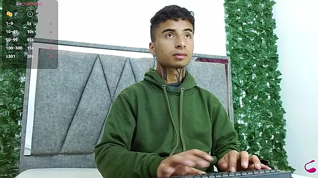 JuanCamiilo 66 online show from December 2024 04:23:02 AM