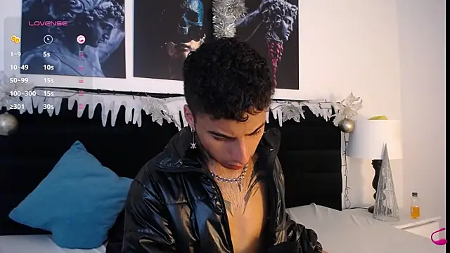 JuanCamiilo 66 online show from December 2024 09:20:02 PM