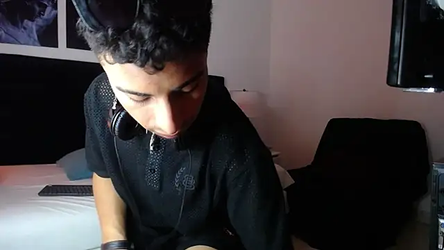 JuanCamiilo 66 online show from January 2025 04:12:02 AM