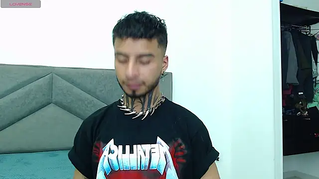 JuanCamiilo 66 online show from March 2025 03:45:01 AM