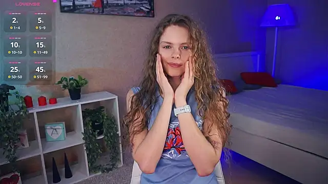 Snapshot of RayaNenlia chatting on March 2025 08:10:02 AM RayaNenlia online show from March 2025 08:10:02 AM