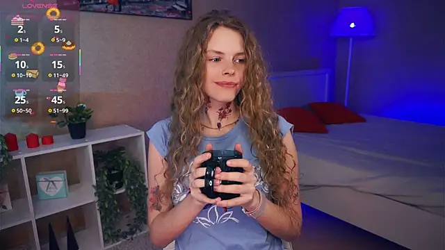 Snapshot of RayaNenlia chatting on March 2025 11:12:02 AM RayaNenlia online show from March 2025 11:12:02 AM