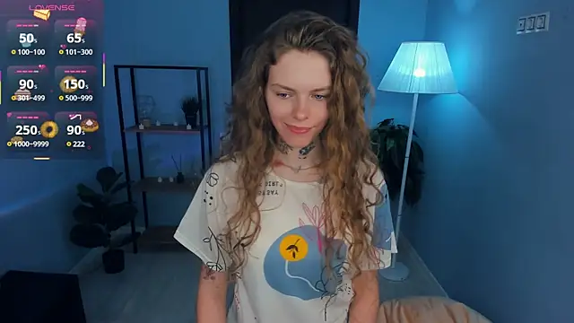 Snapshot of RayaNenlia chatting on March 2025 11:17:02 AM RayaNenlia online show from March 2025 11:17:02 AM