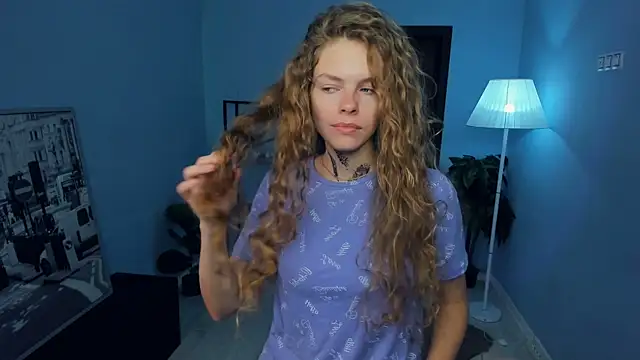 Snapshot of RayaNenlia chatting on October 2025 05:02:02 AM RayaNenlia online show from October 2025 05:02:02 AM