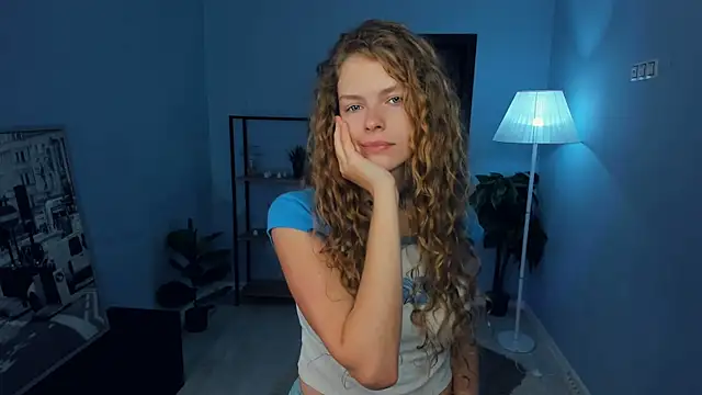 Snapshot of RayaNenlia chatting on October 2025 05:11:02 AM RayaNenlia online show from October 2025 05:11:02 AM