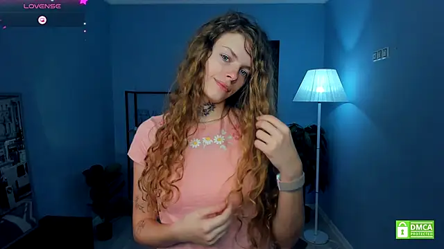 RayaNenlia online show from December 2025 05:13:01 AM