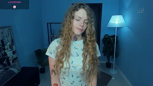 RayaNenlia online show from January 2026 05:12:02 AM