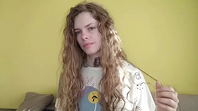 RayaNenlia online show from March 2026 05:13:02 AM