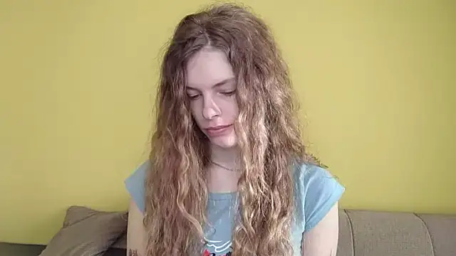 RayaNenlia online show from March 2026 05:10:02 AM