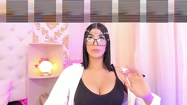 caressonnous online show from November 2025 07:46:02 PM