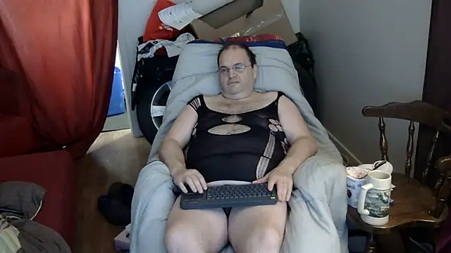 caressonnous online show from December 2025 03:52:01 PM