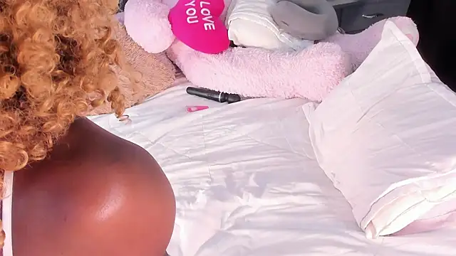 AfroditaRoy online show from May 2026 11:23:04 PM