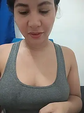 Yara0k online show from May 2026 07:03:01 AM