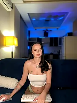 DinaTasty online show from September 2025 04:30:01 PM