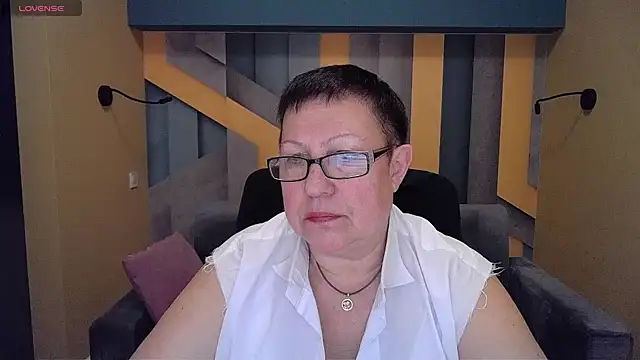 BarbaraTurners online show from December 2024 06:25:01 PM
