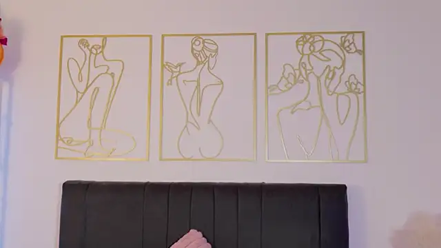 summer holiday online show from October 2025 08:13:01 AM