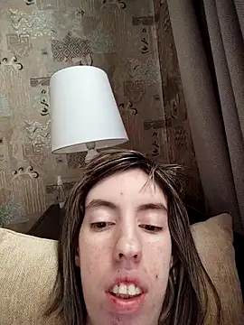 Snapshot of Unusual_G chatting on November 2025 06:18:02 AM Unusual G online show from November 2025 06:18:02 AM