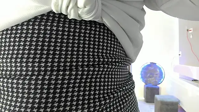 Snapshot of xalicesfantasyx chatting on October 2025 01:42:02 PM xalicesfantasyx online show from October 2025 01:42:02 PM