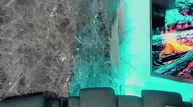 Snapshot of Emmaa_Saenz_ chatting on December 2024 02:06:02 PM Emmaa Saenz online show from December 2024 02:06:02 PM