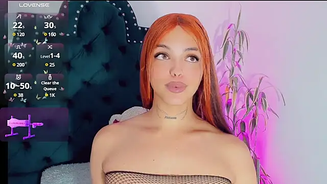 Snapshot of Emmaa_Saenz_ chatting on February 2025 09:49:01 PM Emmaa Saenz online show from February 2025 09:49:01 PM