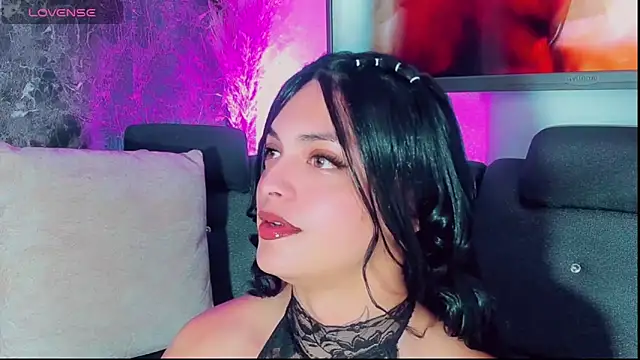 Snapshot of Emmaa_Saenz_ chatting on October 2025 09:59:01 PM Emmaa Saenz online show from October 2025 09:59:01 PM