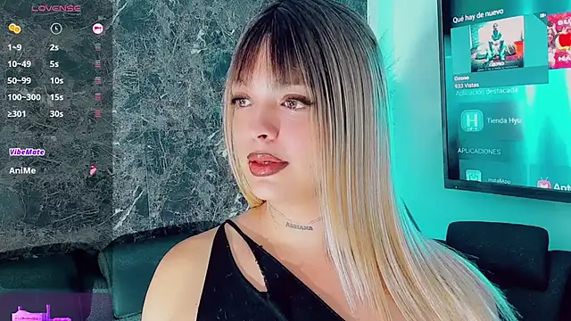 Emmaa Saenz  online show from February 2026 10:58:01 PM