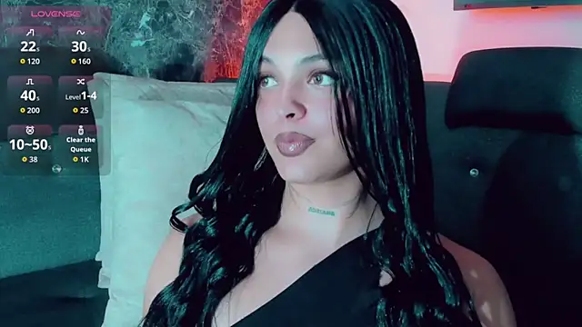 Emmaa Saenz  online show from June 2026 01:28:02 AM