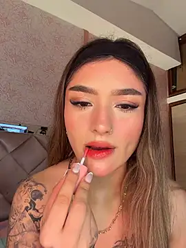 Snapshot of Arianavillada chatting on February 2026 03:13:01 AM Arianavillada online show from February 2026 03:13:01 AM